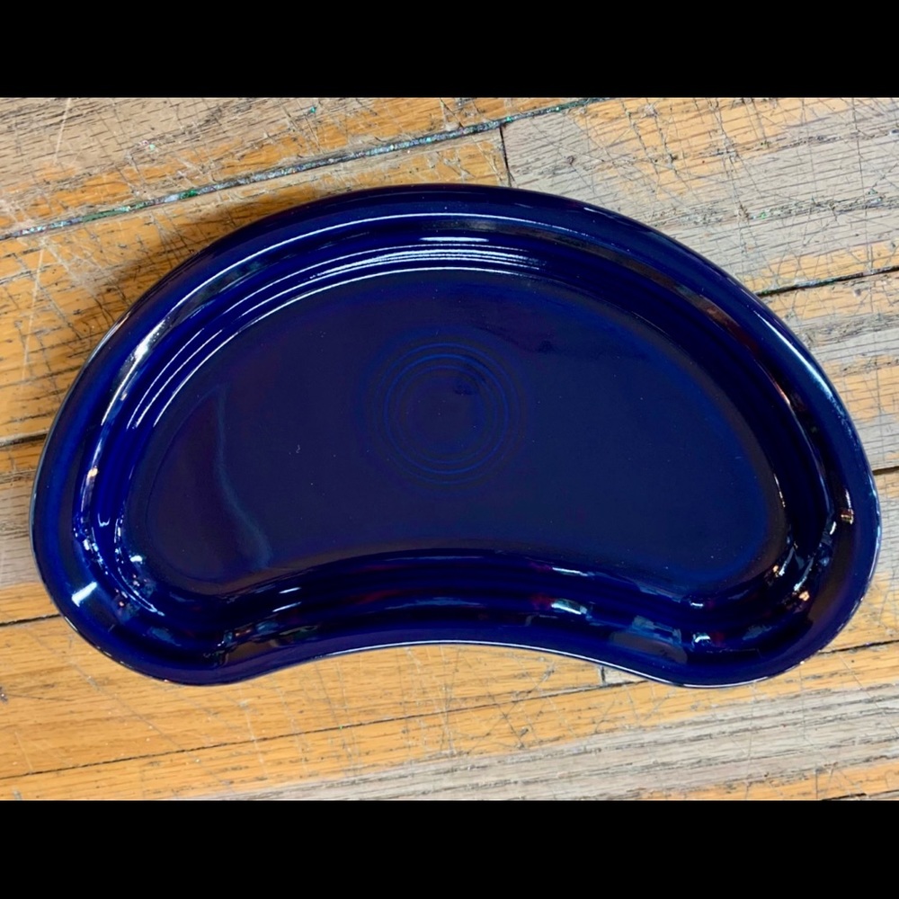NWT RETIRED Fiesta® Individual Bistro Crescent Plate!! 💙🎉 Cobalt Blue Only!!